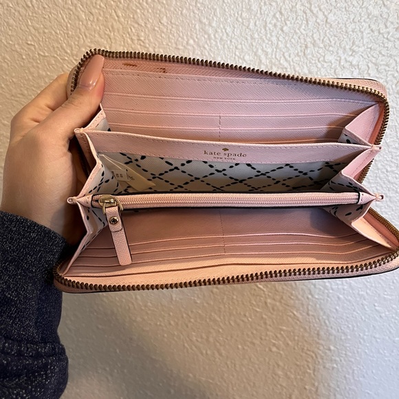 KATE SPADE BLUSH WALLET - Picture 3 of 8